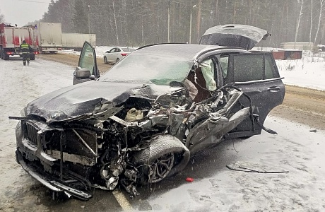 Пожарные ликвидировали последствия ДТП на трассе М5 Пожарные ликвидировали последствия ДТП на трассе М5